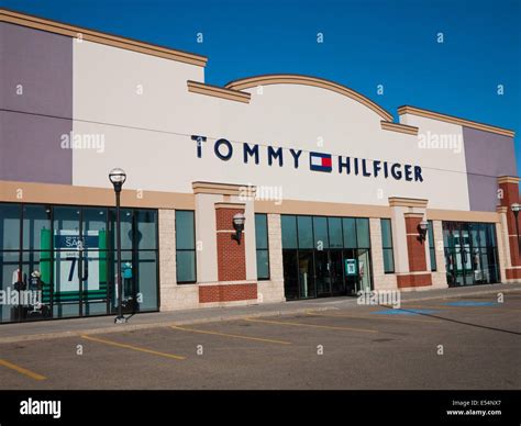 tommy hilfiger factory outlet canada.